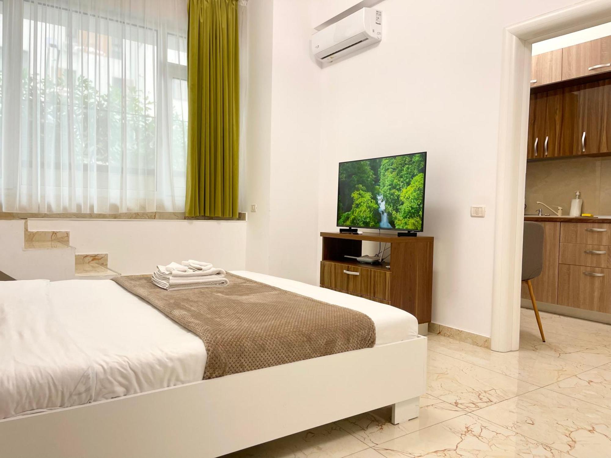 Adress Cd22 Apartment Bucharest