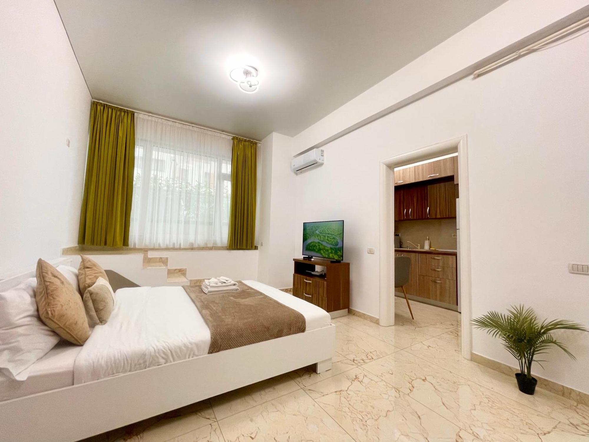Adress Cd22 Bucharest